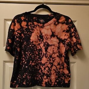 Time and Tru Black and Orange Bleach-Splatter Short Sleeve Tee